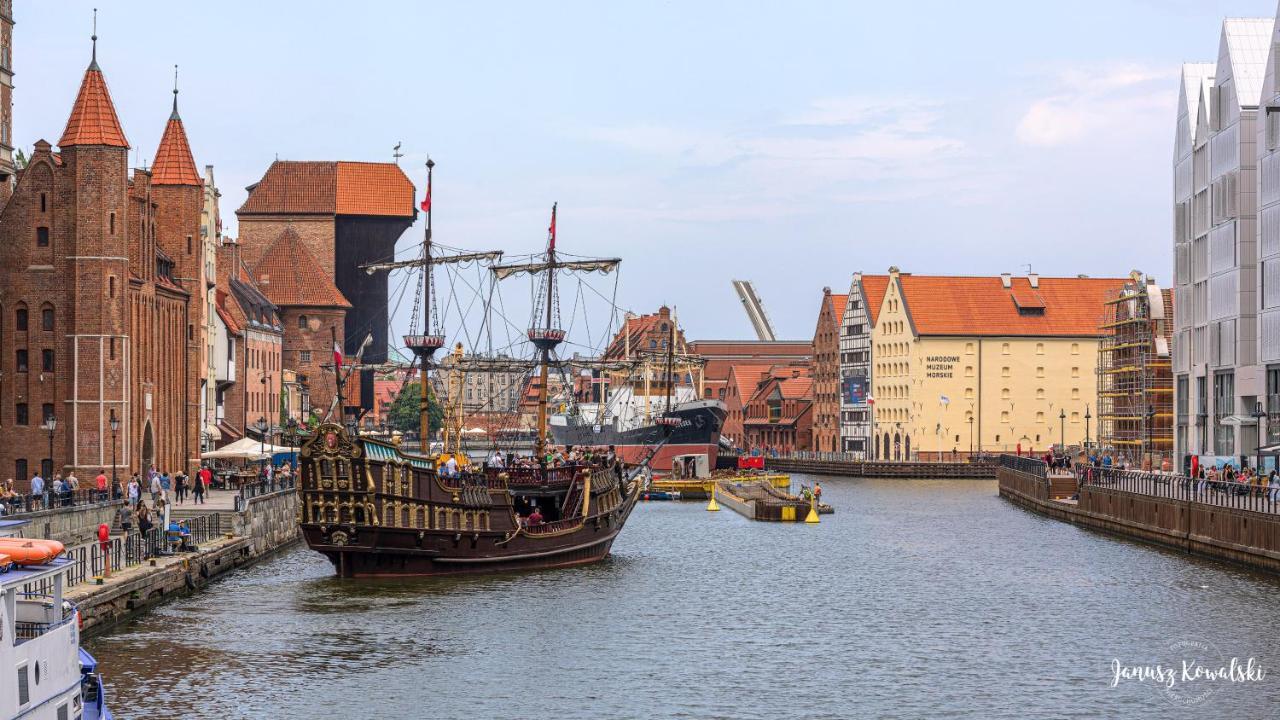 Maya'S Flats & Resorts 32 - Garden Gate Gdansk Luaran gambar